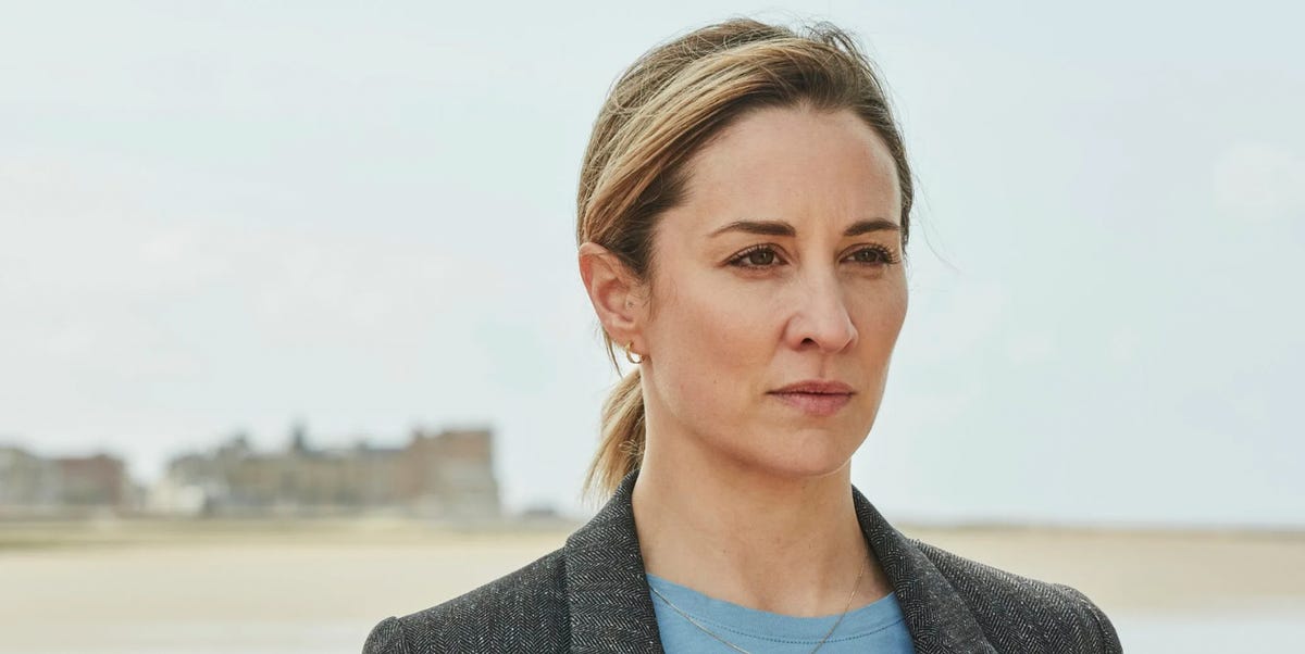 ‘Will keep you guessing’: Gripping seaside drama with five seasons is perfect for fans of Broadchurch