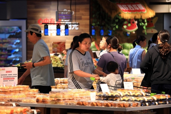 China Targets 60 Trillion Yuan in Retail Sales by 2030
