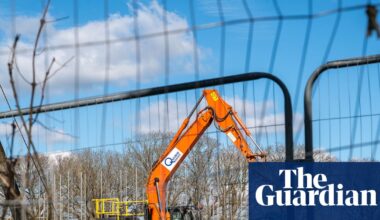 England risks building new ‘death traps’ as experts warn of overheating crisis | Planning policy