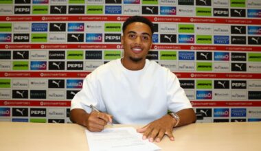 Dobbin arrives to boost forward line