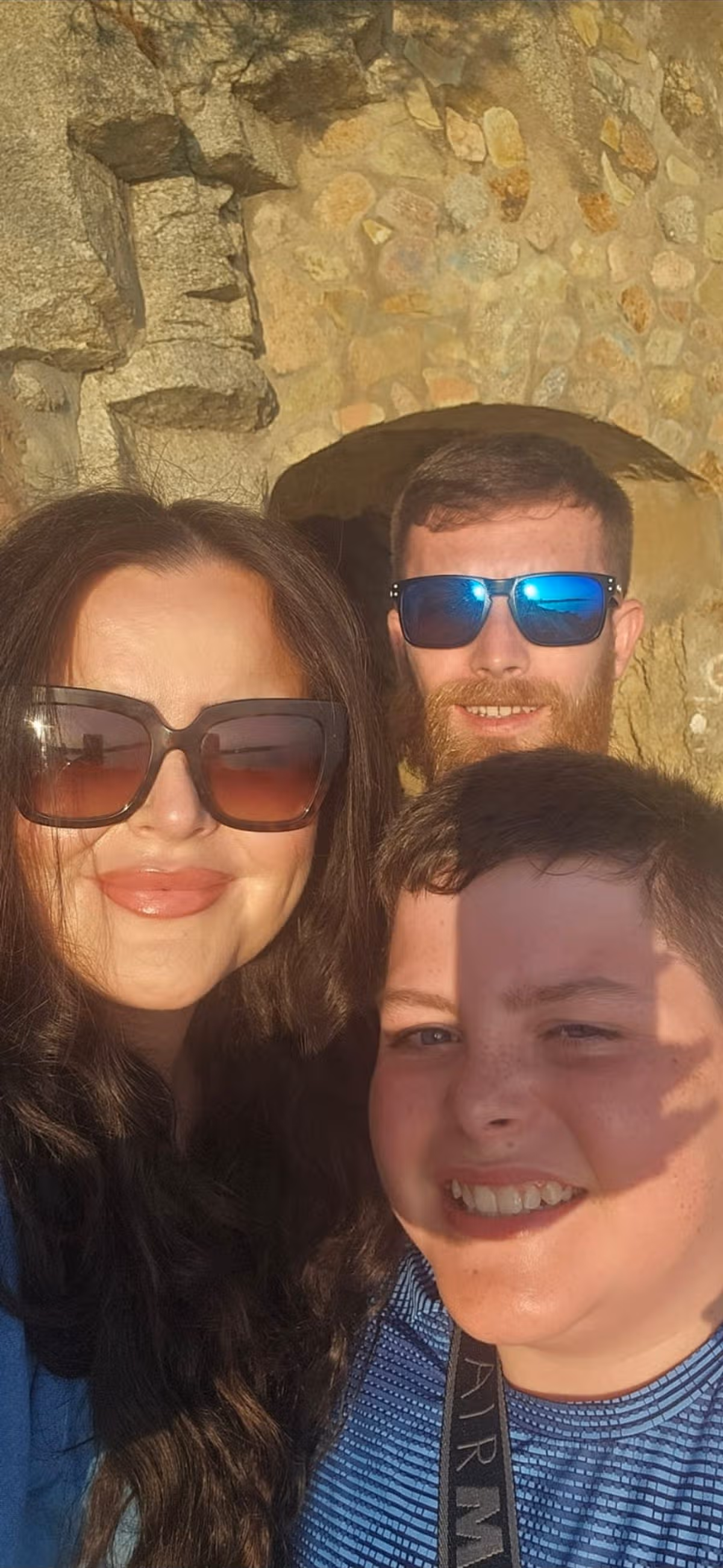 A photo of Chelsea and her family