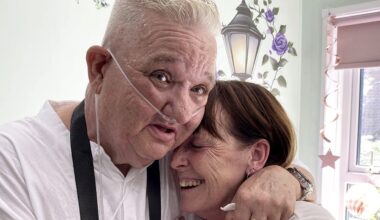 Terminally ill man weds fiancée at Colchester Hospital after 20 years