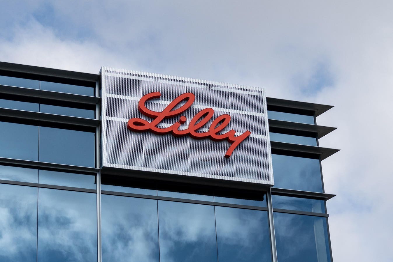 Eli Lilly’s Anticipated Weight Loss Drug Helped People Lose 56 Pounds On Average