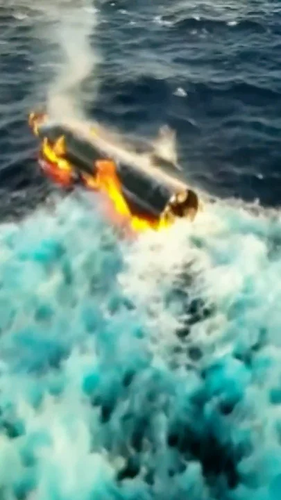 SpaceX Starship Splashes Down in Indian Ocean After Test Flight - YouTube
