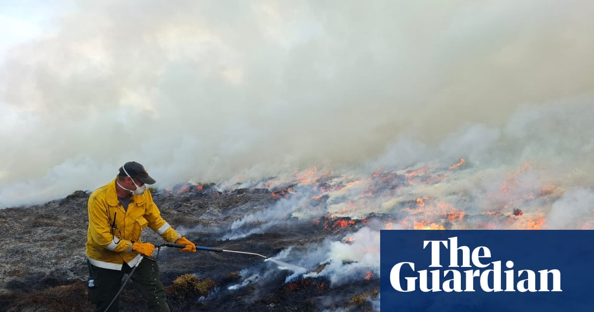 Entire Cairngorms village evacuated as raging wildfire nears | Wildfires