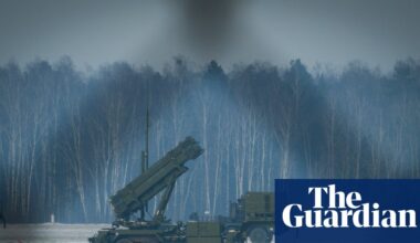 Trump backtracks from promise to let Ukraine build Patriot missiles | Donald Trump