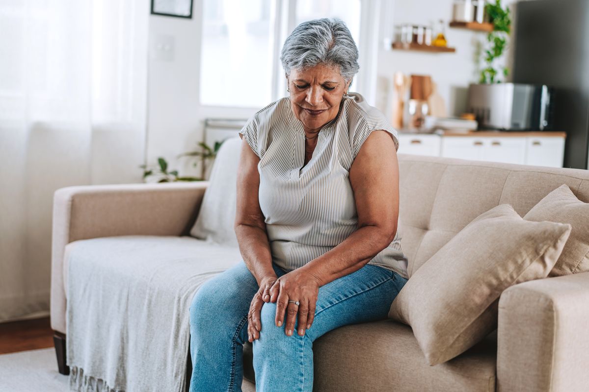Woman with leg pain