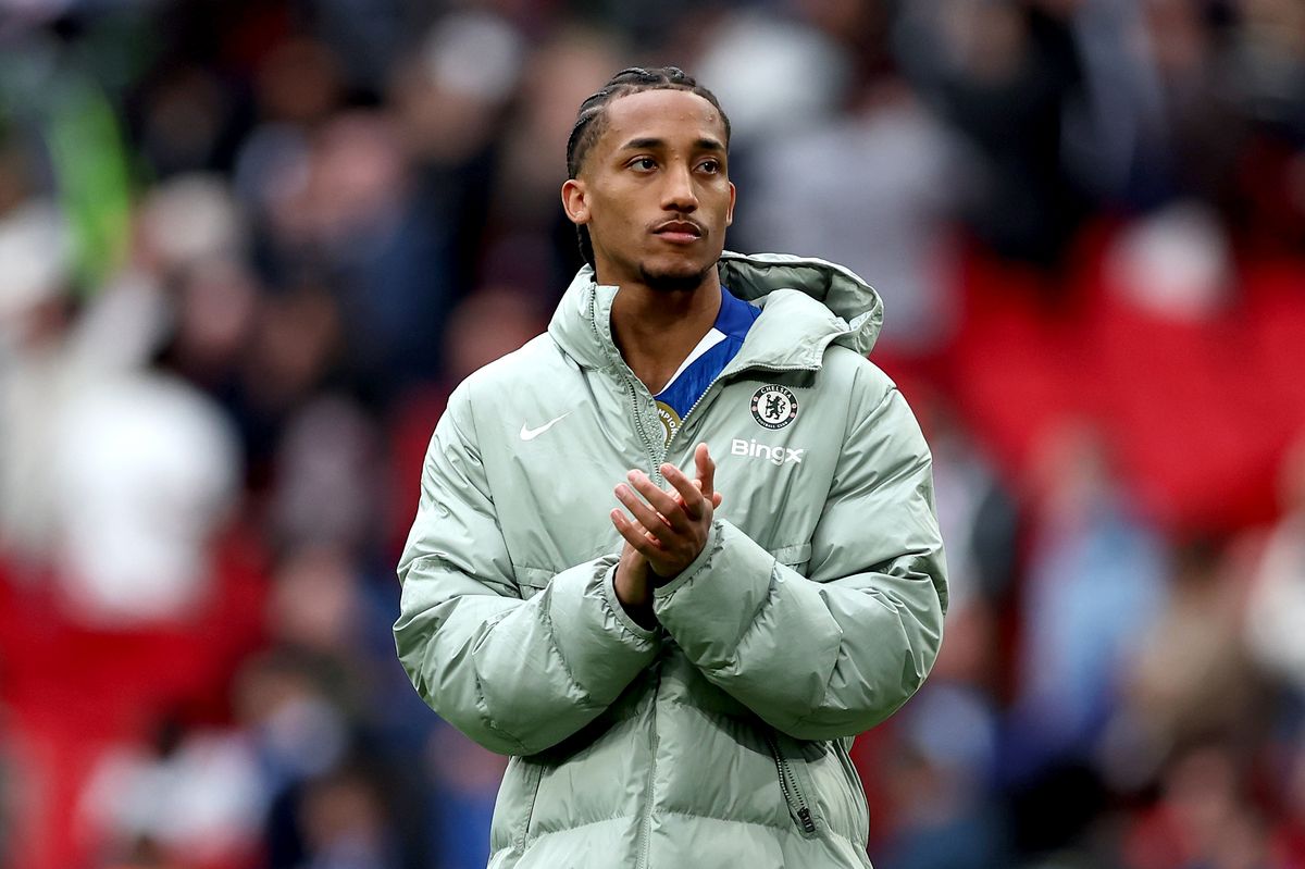 Joao Pedro applauds