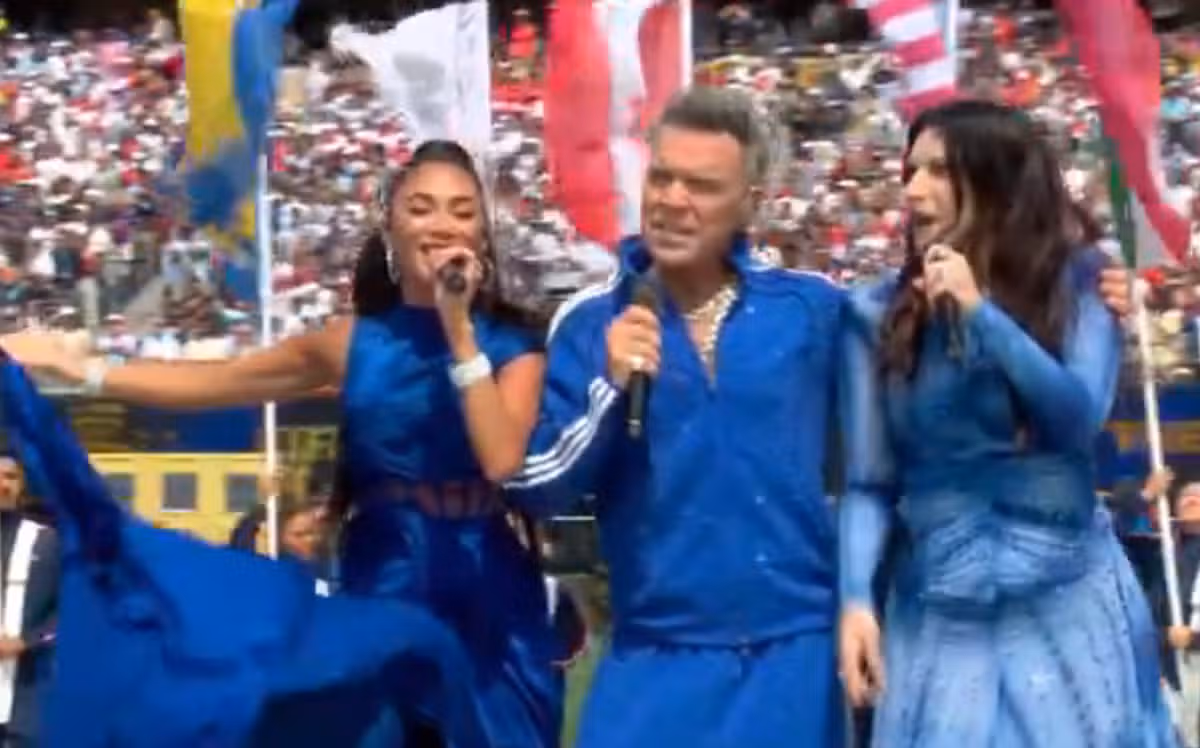 Robbie Williams, Laura Pausini and Pussycat Dolls frontwoman Nicole Scherzinger