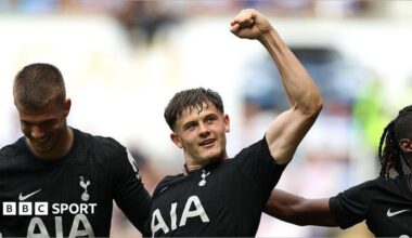 Will Lankshear punches the air after goal for Tottenham