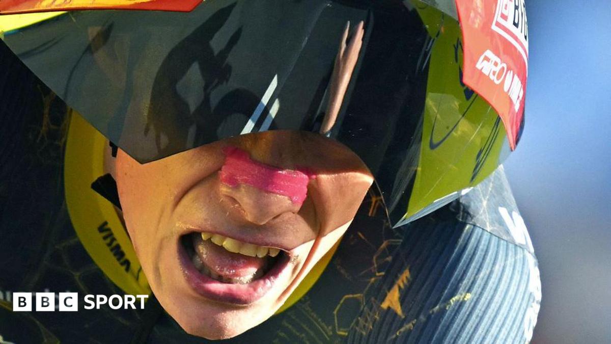 Jonas Vingegaard wins Tour de France stage one