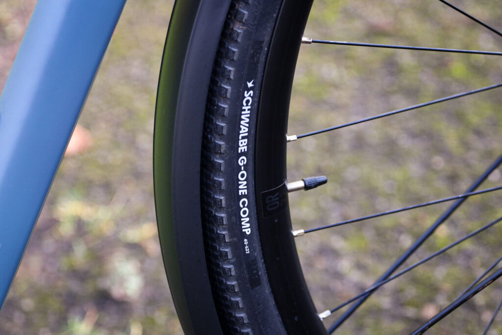 2025-Cube-Nuroad-Pro-FE-tyre-and-rim.jpg