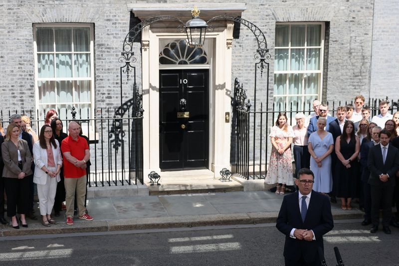 United Kingdom: Andy Burnham steadies gilts, but promises an economic pivot