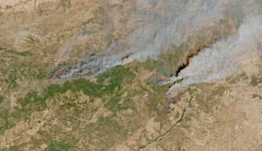 Mapped: The areas in France and Spain affected by raging wildfires