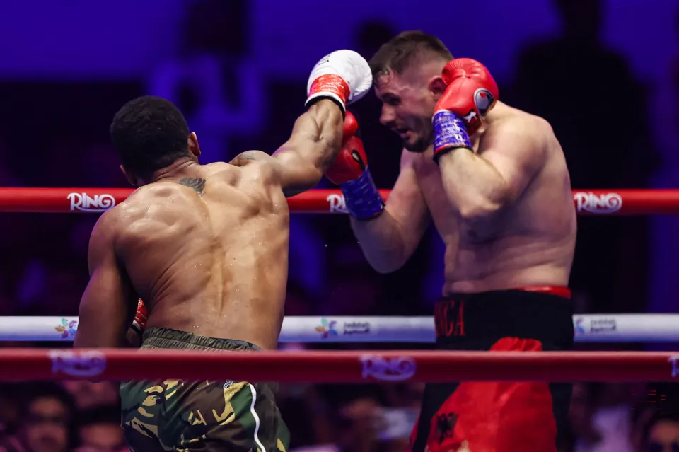 Anthony Joshua v Kristian Prenga.