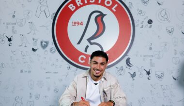 Eissat signs for City