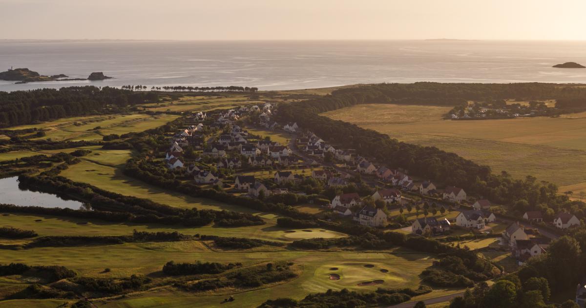 St Andrews makes way as Scotland's top golf property market