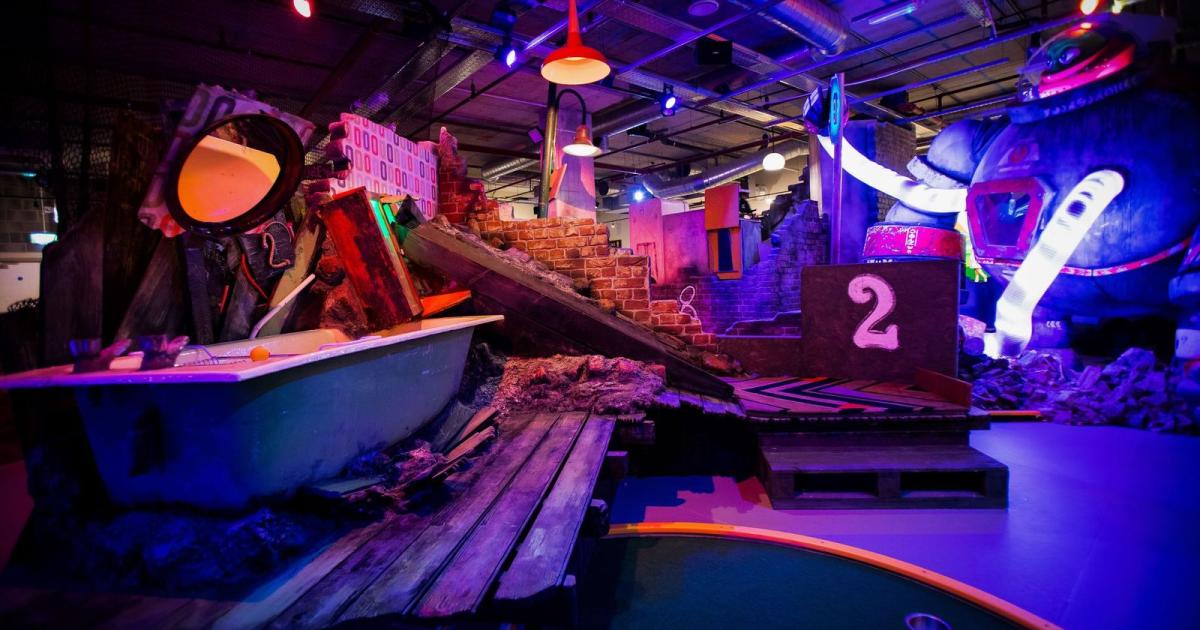 Mulligans Bournemouth offering unlimited crazy golf for £29