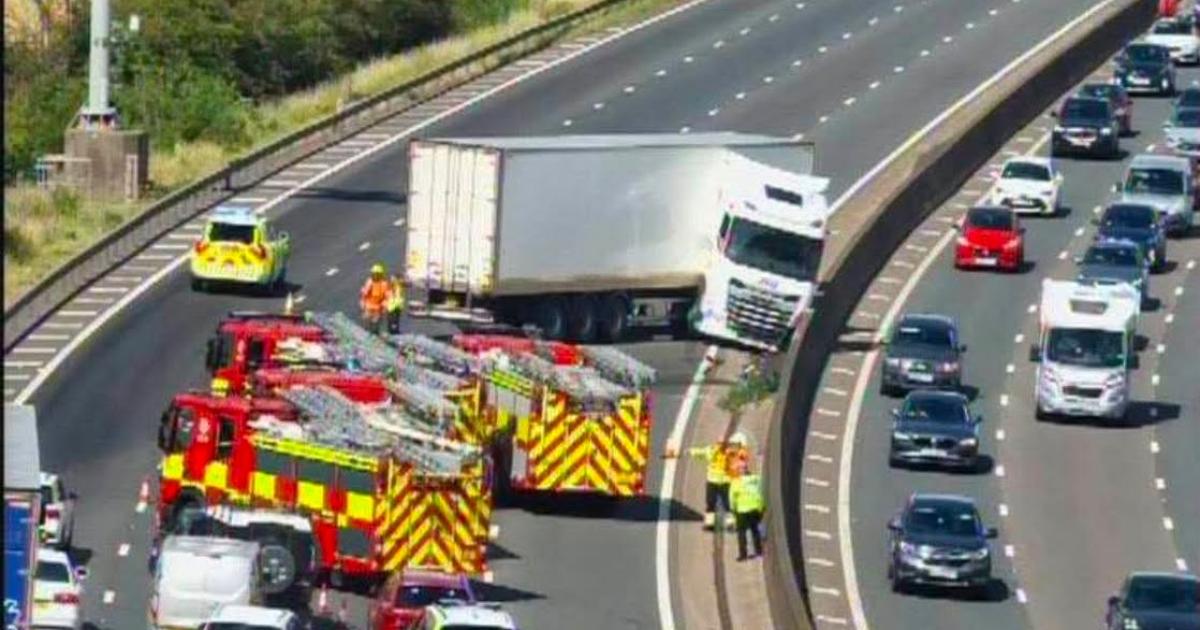 Jack-knifed lorry leads to 'severe' delays on the M5