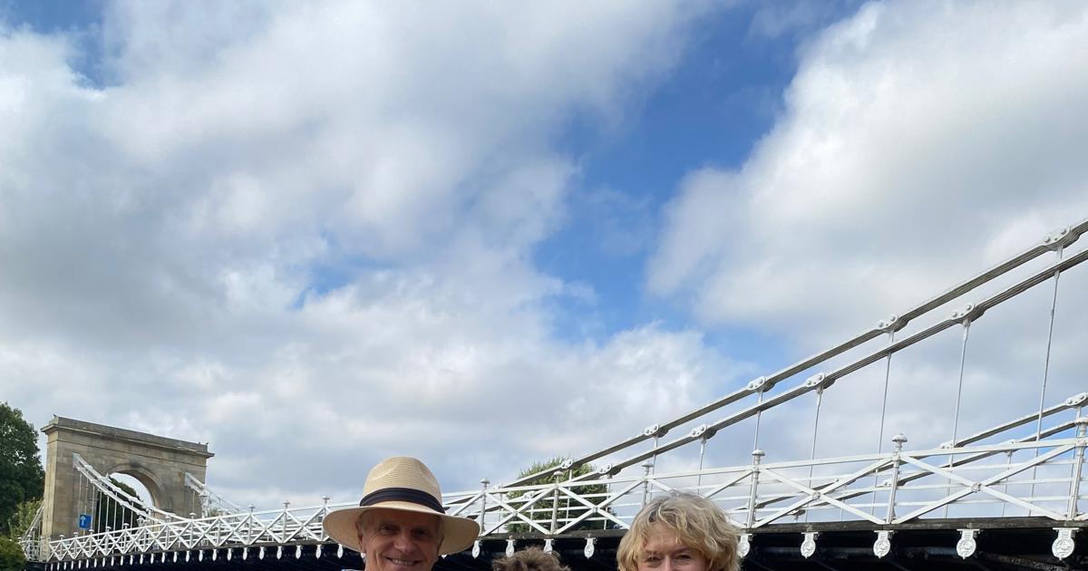 Royal Swan Upping departs from Marlow Bridge with crowds