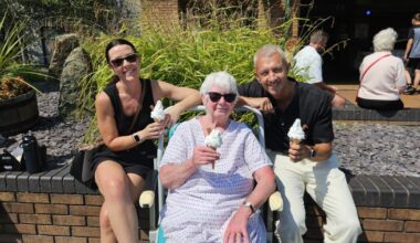 Royal Bolton Hospital patients and staff enjoy free ice creams