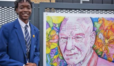 Sir Patrick Stewart: Mirfield station displays portrait