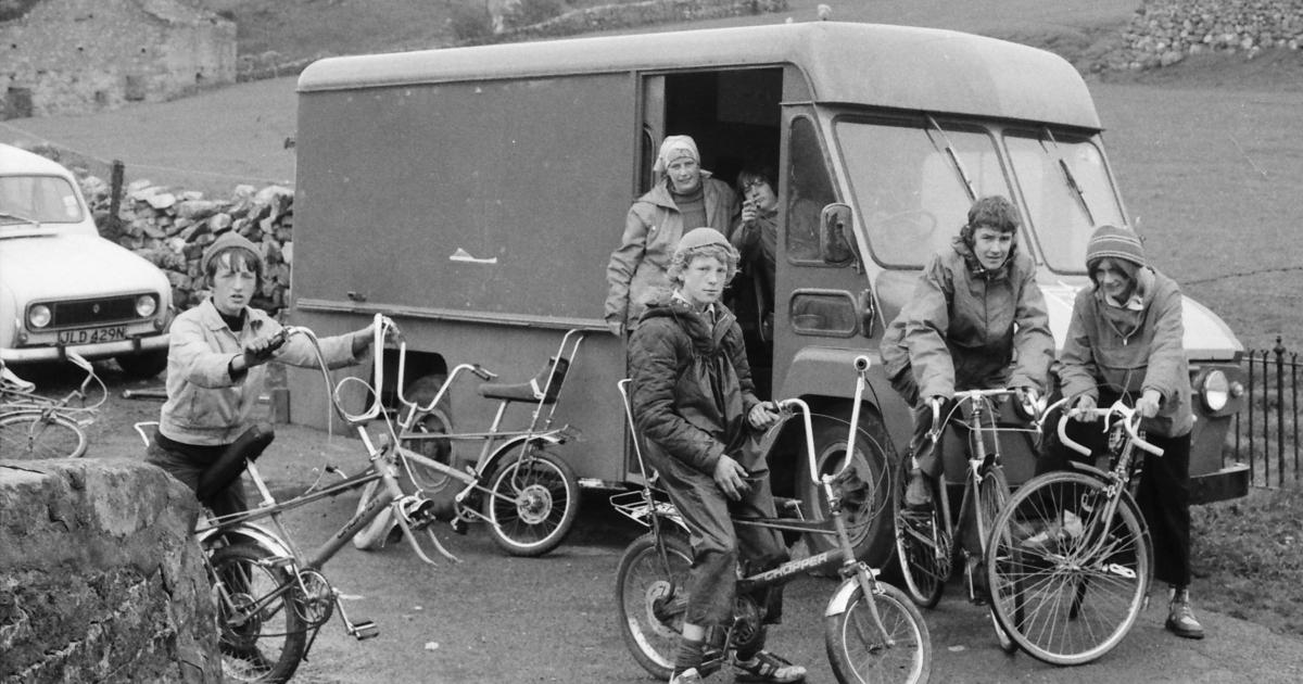 Photographer Jerry Smith captured life on Buttershaw estate in 1970s