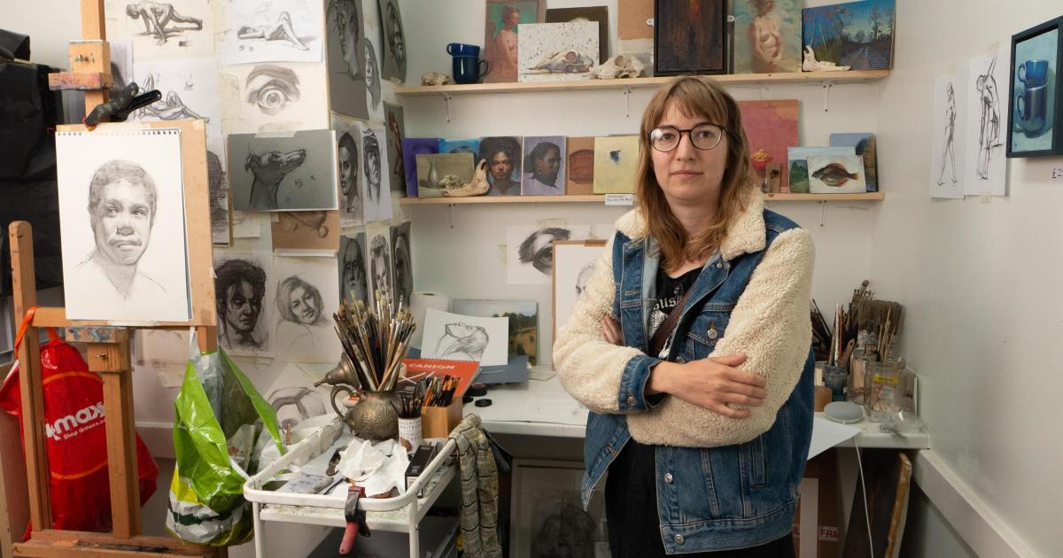 Stroud painter chosen for National Portrait Gallery