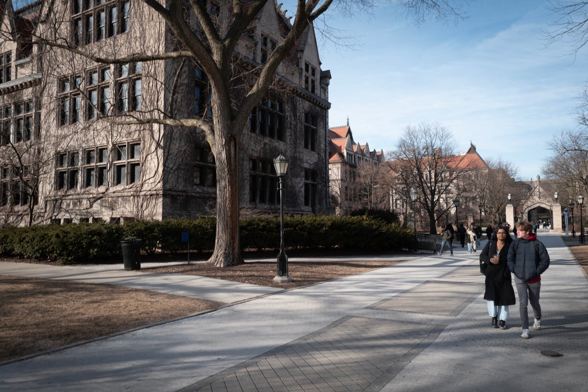 University law school bans laptops from classes amid AI backlash