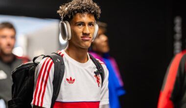 JJ Gabriel issues one-word response after Man United debut snub - London Evening Standard
