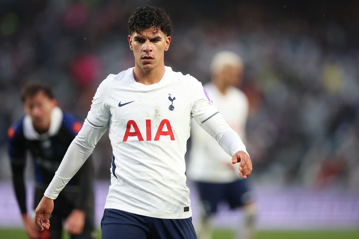 De Zerbi reveals Fernandes latest in 14-man Spurs update before Chelsea - standard.co.uk