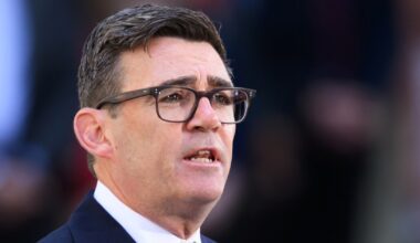 U.K.’s Burnham targets lower energy bills in first move as PM