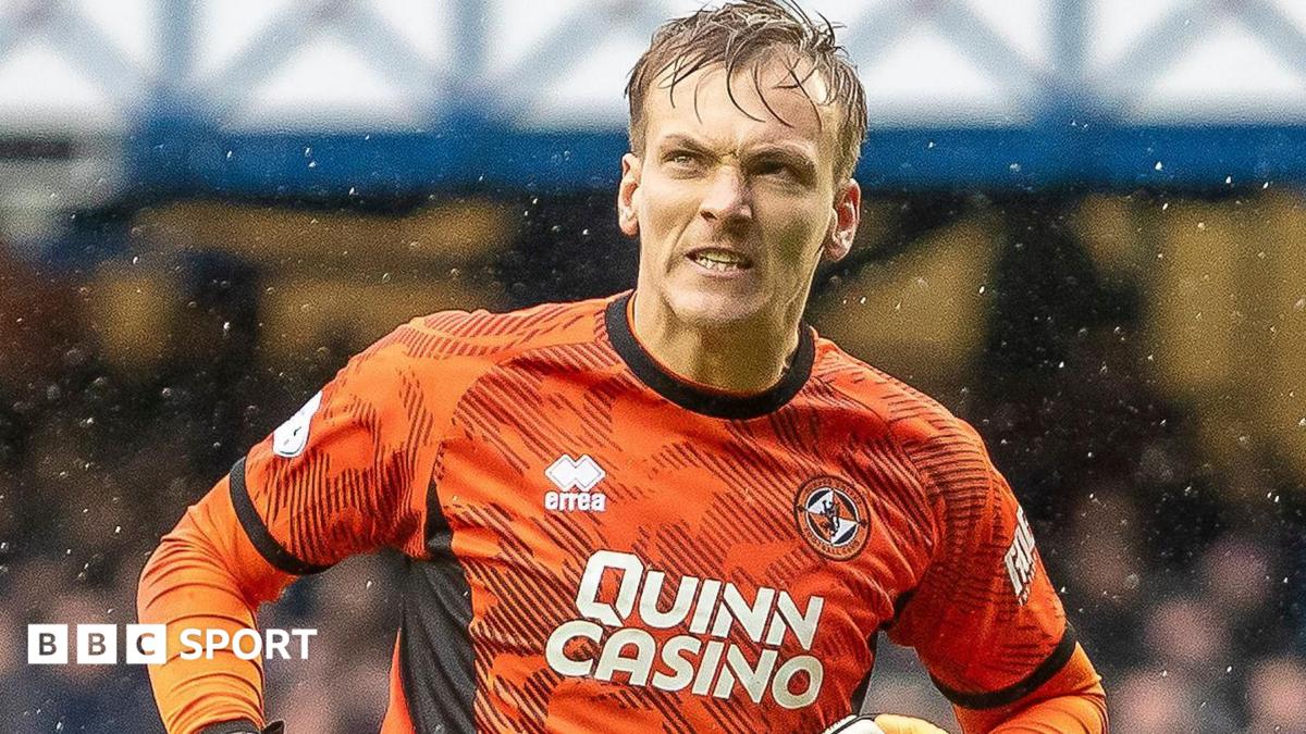 Ashley Maynard-Brewer in action for Dundee United against Rangers