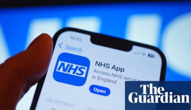 NHS to use AI on its app to direct patients to appropriate services | NHS