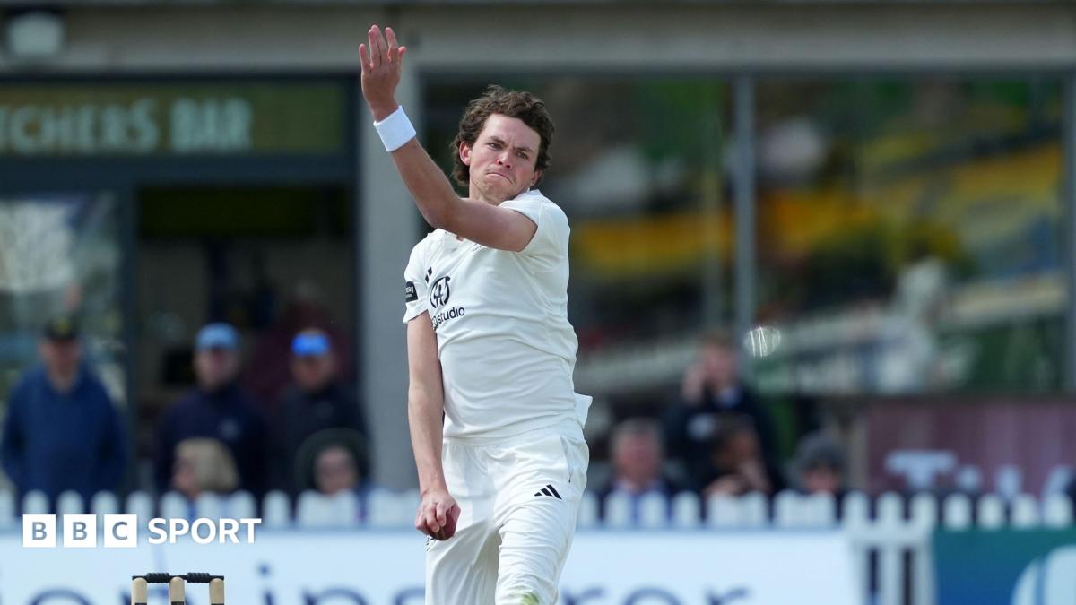Henry Brookes in action about to bowl for Gloucestershire.