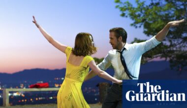 What happened to Ryan Gosling’s ‘La La Hand’ on the La La Land poster? | La La Land