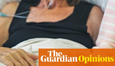 Australians in end-of-life agony can’t always see a doctor. Telehealth can help them die with dignity | Andrew Denton