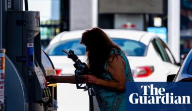 Half of Americans struggle to afford groceries and gas, exclusive poll finds | US economy