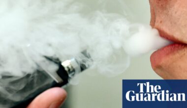 Majority of UK smokers wrongly believe vaping is as harmful as cigarettes, experts find | Science