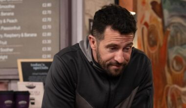 Emmerdale spoiler: Mack abandons Ross after his fall