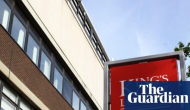 High court clears way for clinical trial giving puberty blockers to children | Transgender