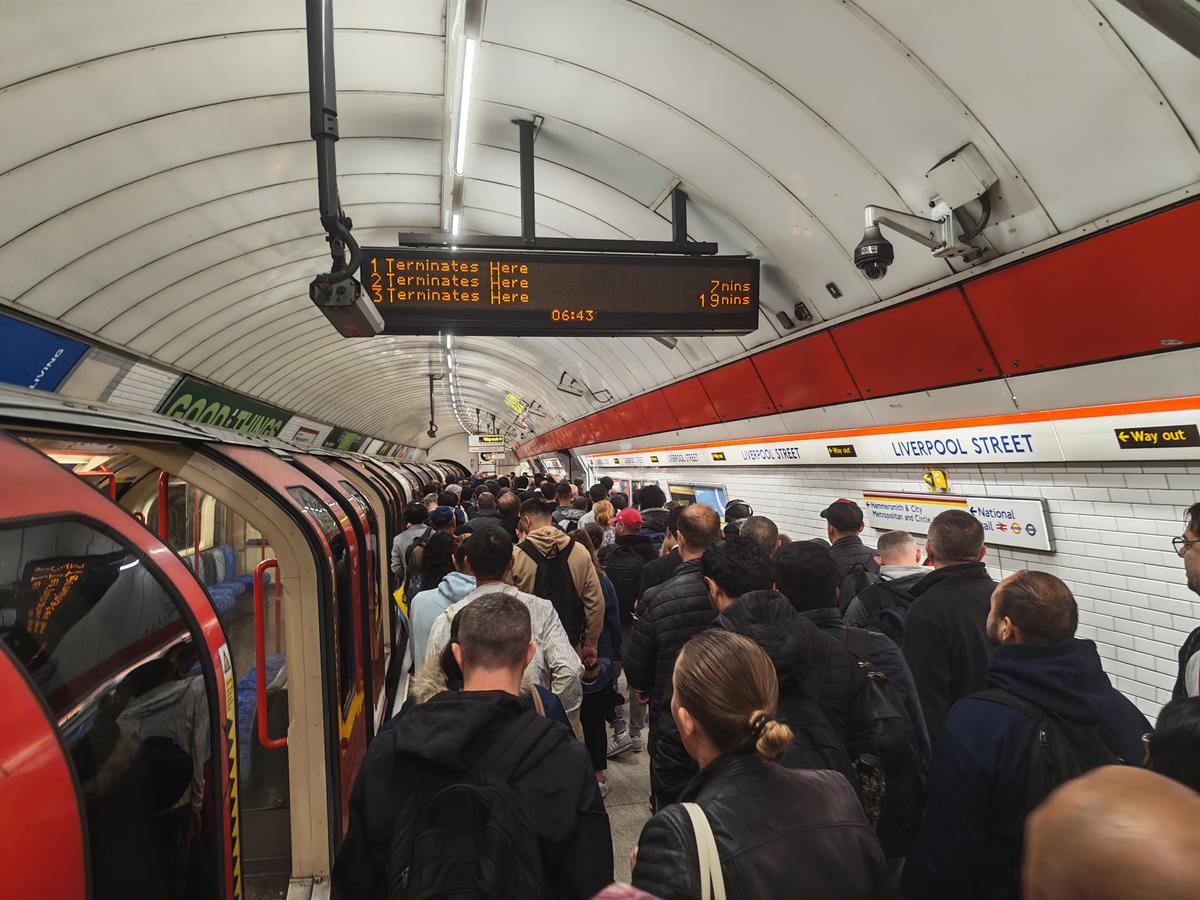 New trackside fire hits London train network after string of blazes - LIVE - London Evening Standard