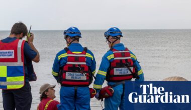 UK government drops plan to stop paying coastguard volunteers | Voluntary sector