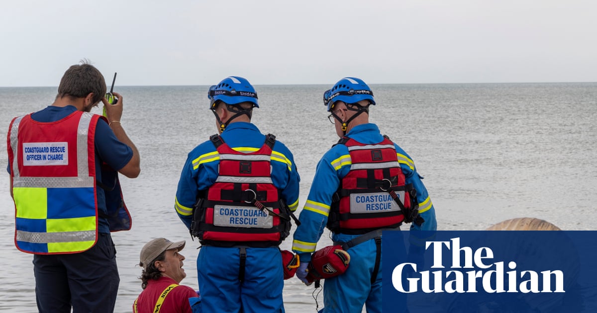 UK government drops plan to stop paying coastguard volunteers | Voluntary sector
