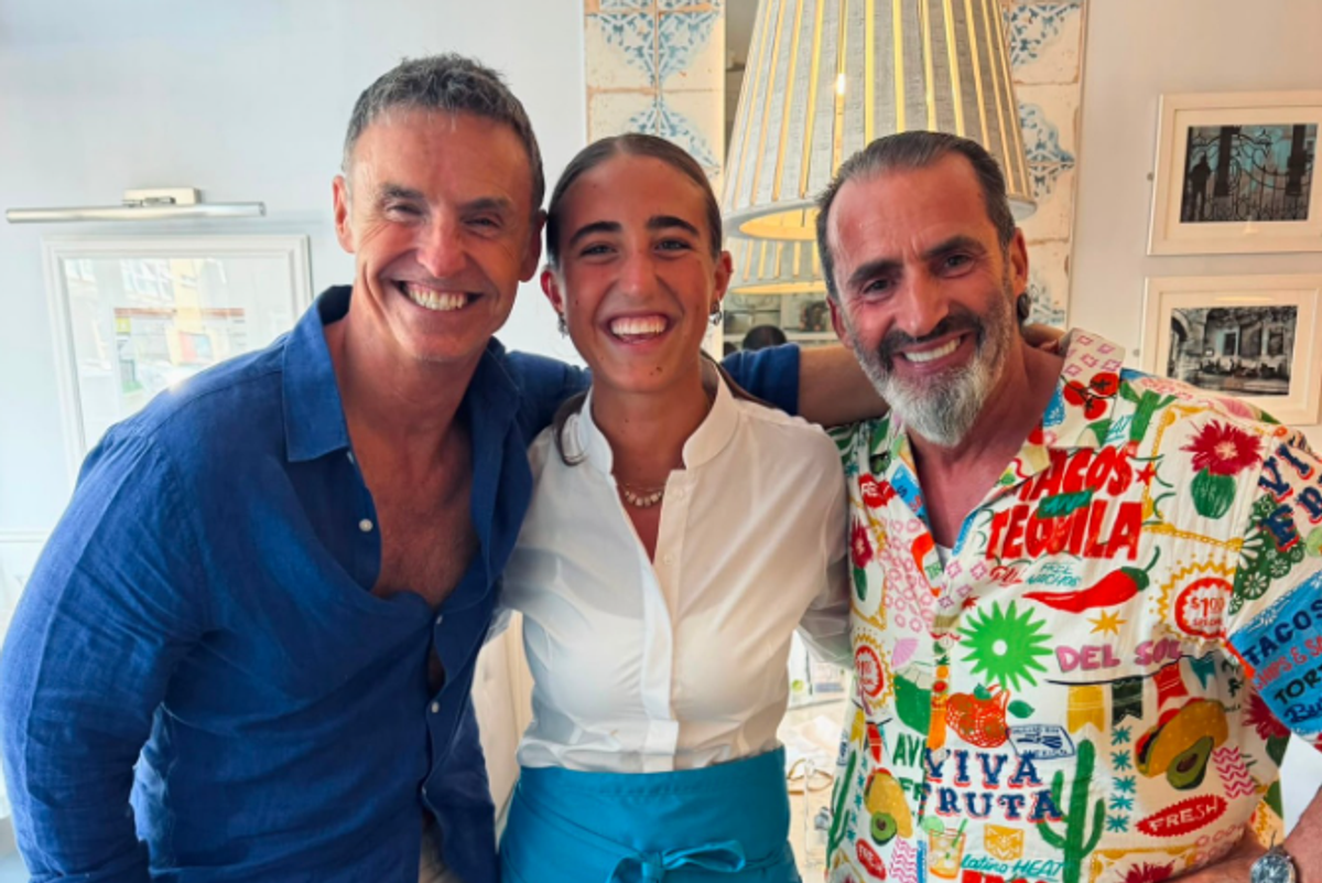 Marti delighted La Lanterna staff with a surprise visit to the west end restaurant