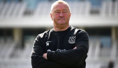 Paul Farbrace agrees to stay at Sussex as part-time director of cricket