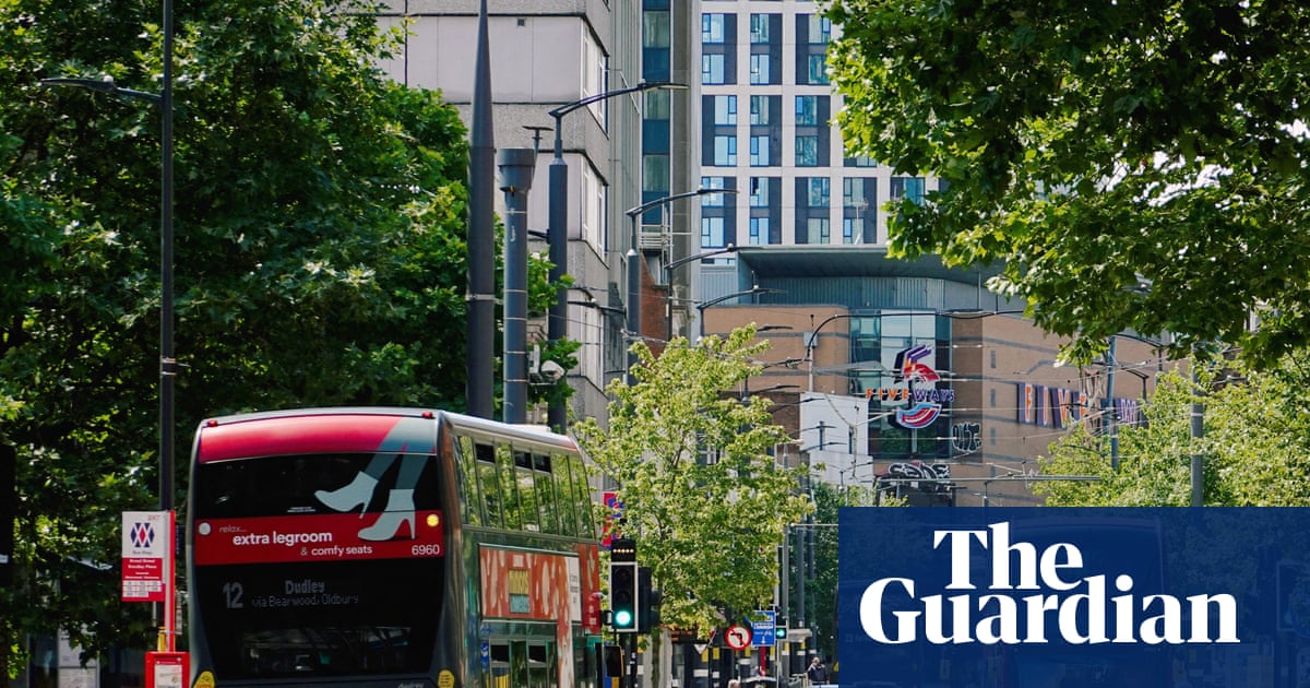 Burnham announces bus fares across England to be capped at £2 | Transport policy