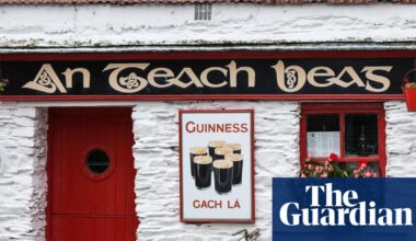 Lashes, langers, bozzers and belly bachelors: a new book decodes Cork’s local slang | Ireland
