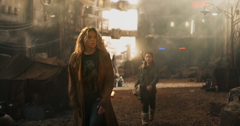 Milly Alcock, Eve Ridley, Supergirl milly alcock, eve ridley, supergirl