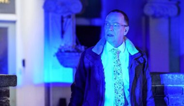 Ian prepares for the end as he says goodbye to Walford in EastEnders | Soaps